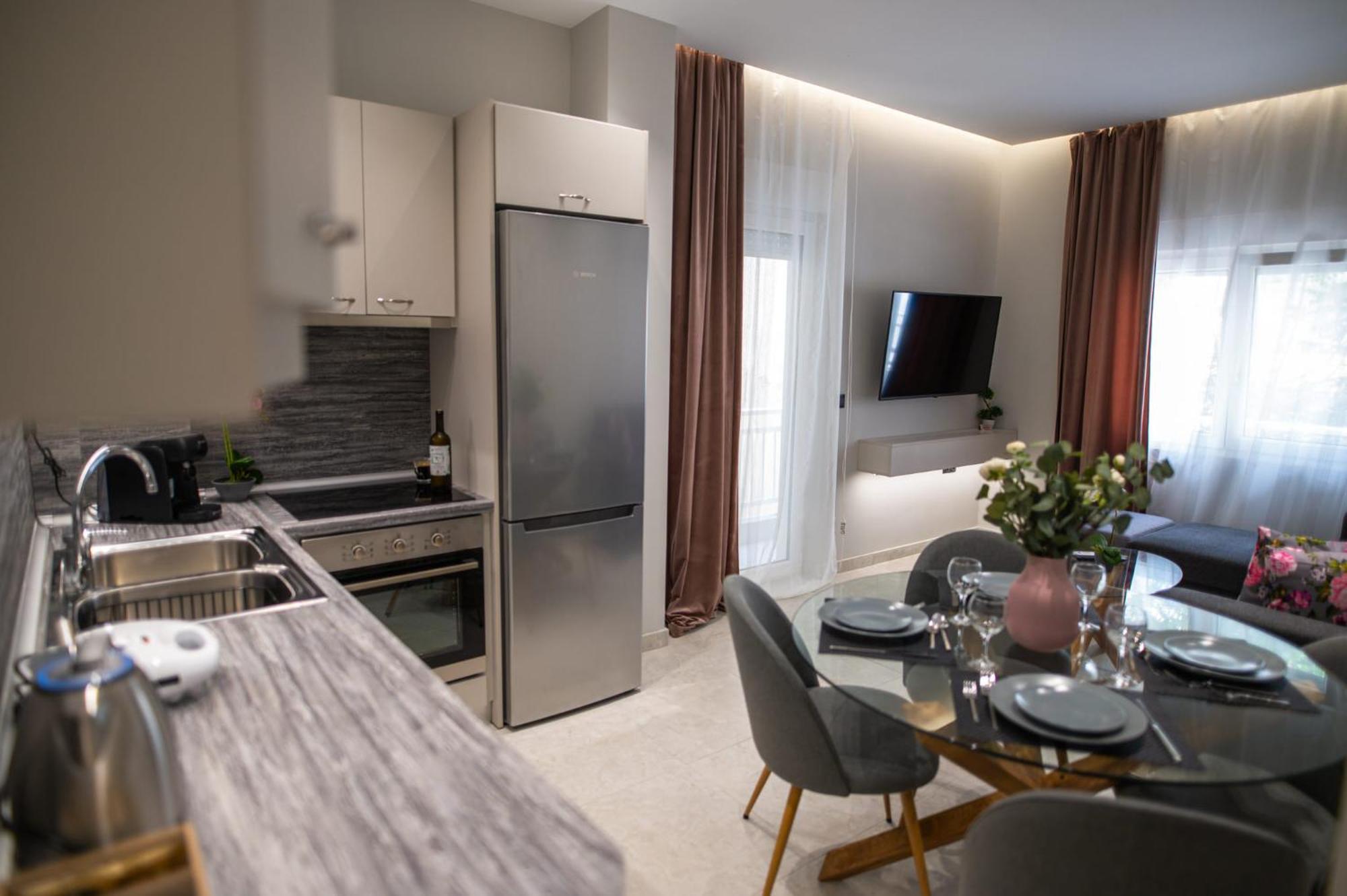Klelia Luxury Apartment อเล็กซานโดรโพลิส ภายนอก รูปภาพ